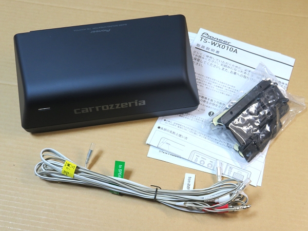 Pioneer TS-WX010A 17cm�~8cm �p���[�h�T�u�E�[�t�@�[